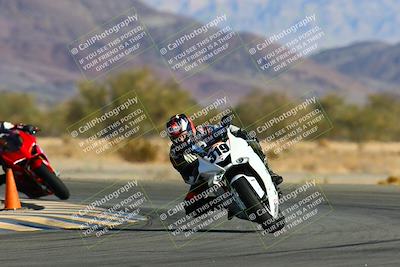 media/Jan-09-2022-SoCal Trackdays (Sun) [[2b1fec8404]]/Turn 14 (10am)/